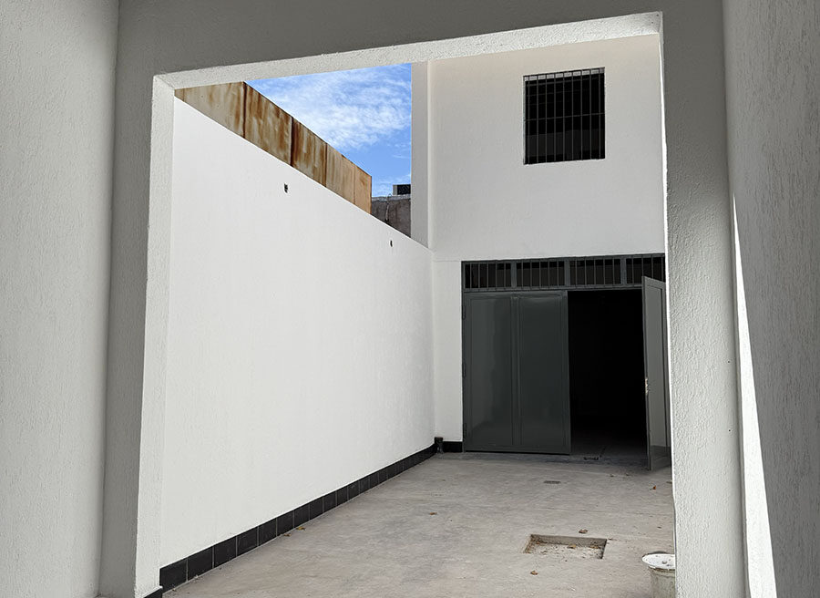 GALPÓN / SALÓN COMERCIAL UBICADO EN EL CENTRO DE MENDOZA