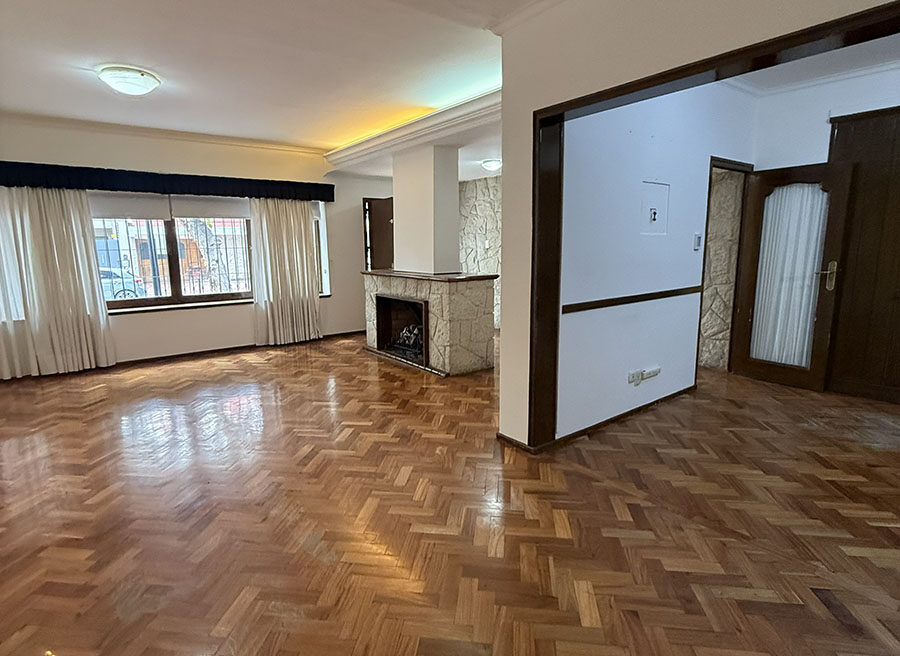 Hermosa casa en venta Barrio Bombal! Godoy cruz.