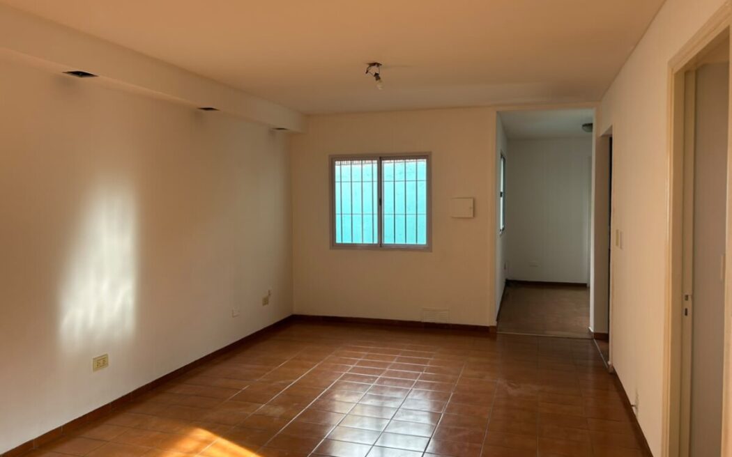 ALQUILAMOS HERMOSO SEMIPISO!