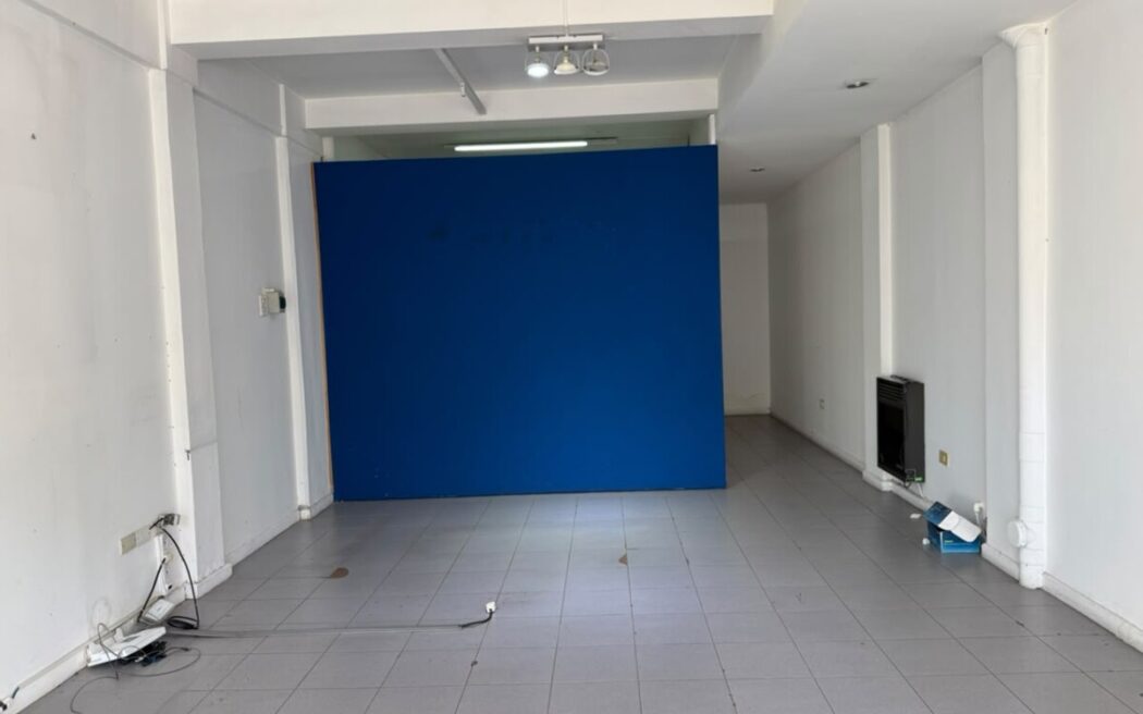 Landart alquila Local comercial a 20m Plaza de Maipu! Calle Pescara.